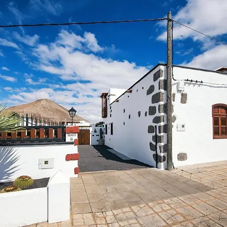 Casa Emblematica Garaday Lanzarote. Kır Evi *