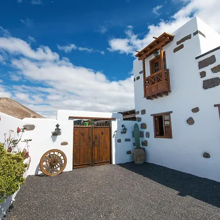 Kır Evi Casa Emblematica Garaday Lanzarote. *
